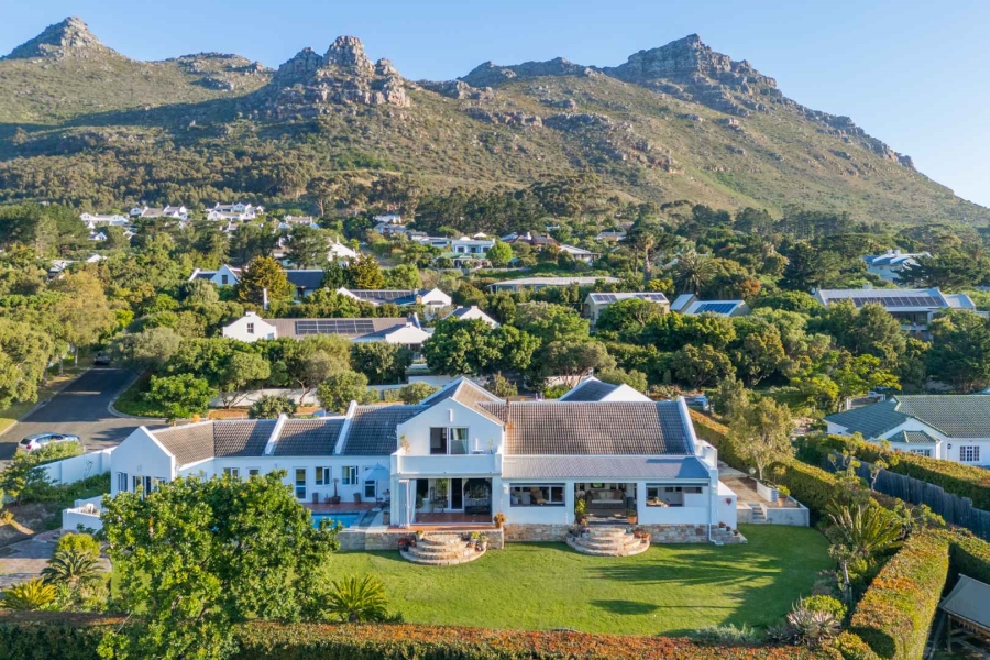 4 Bedroom Property for Sale in Oakhurst Estate Western Cape